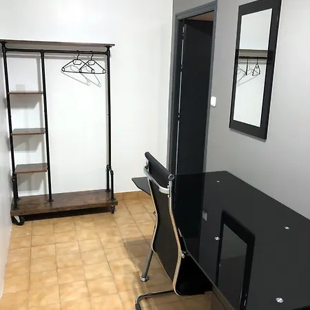 Logis Du Chateau Des Marais * Saint-Philbert-de-Grand-Lieu