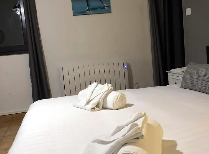 Apartamento Logis Du Chateau Des Marais - Pour 2 A 3 Personnes Saint-Philbert-de-Grand-Lieu