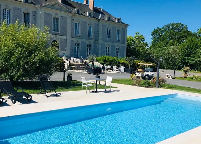 Logis Du Chateau Des Marais - Pour 2 A 3 Personnes Saint-Philbert-de-Grand-Lieu